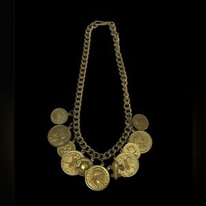 Vintage 1970s 1980s goldtone faux European coin charm necklace w/ Fleur de Lis